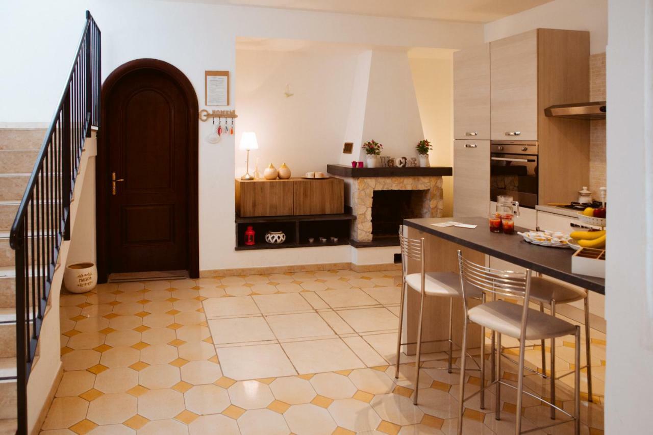 Dimoramuri B&B CTA Exterior foto